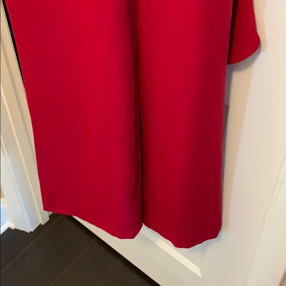 Red jumper - Picture 4 of 9